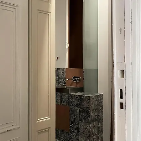 Visitting - Gwarna Apartmán *