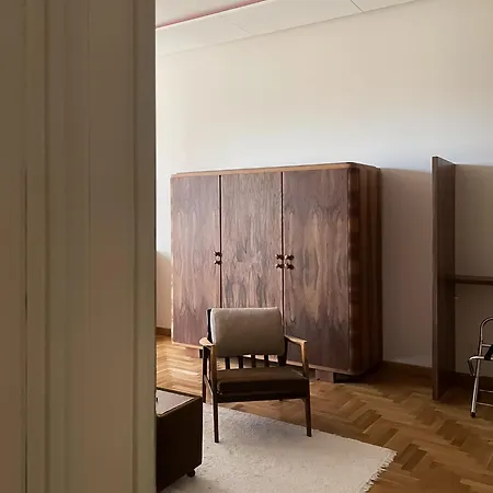 Visitting - Gwarna アパート *