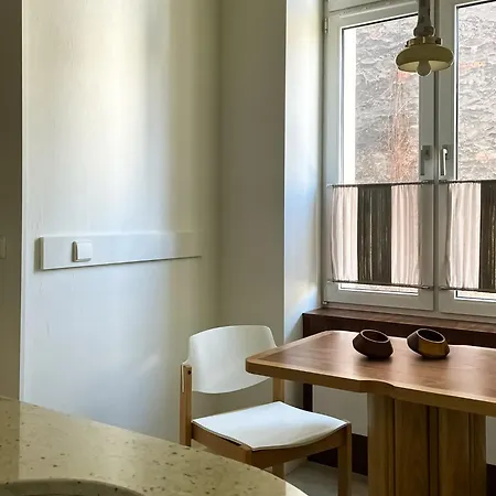 Visitting - Gwarna アパート *