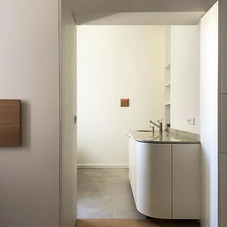 Visitting - Gwarna アパート