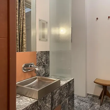 Visitting - Gwarna ヴロツワフ